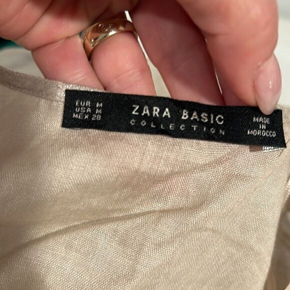 Zara Basic cute metallic fabric top sleeveless - Picture 3 of 5